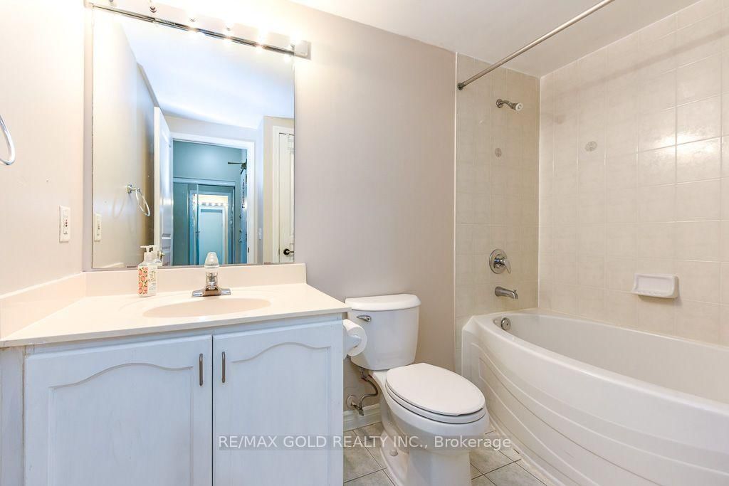 200 Burnhamthorpe Mississauga,ON L5A 4L4 — Photo 24