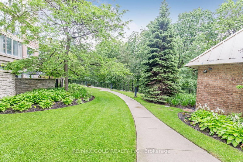 200 Burnhamthorpe Mississauga,ON L5A 4L4 — Photo 33