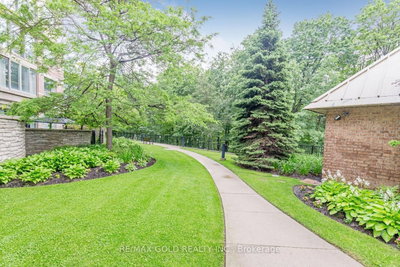 200 Burnhamthorpe Mississauga,ON L5A 4L4 — Photo 33