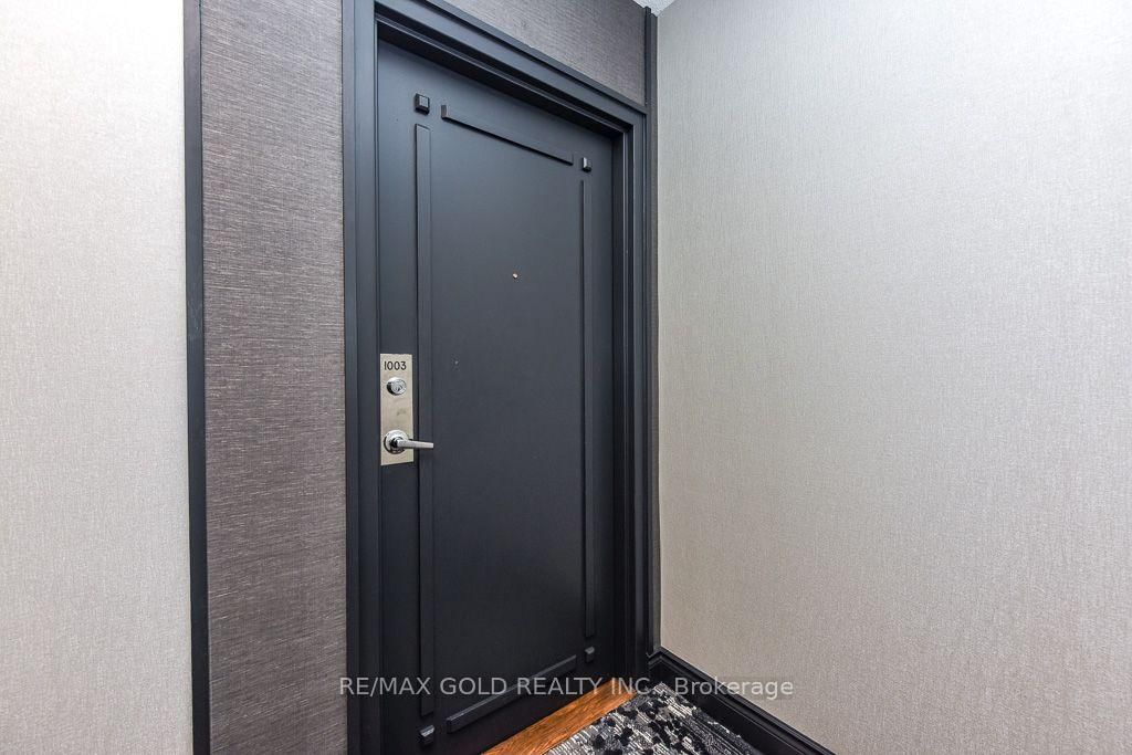 200 Burnhamthorpe Mississauga,ON L5A 4L4 — Photo 5