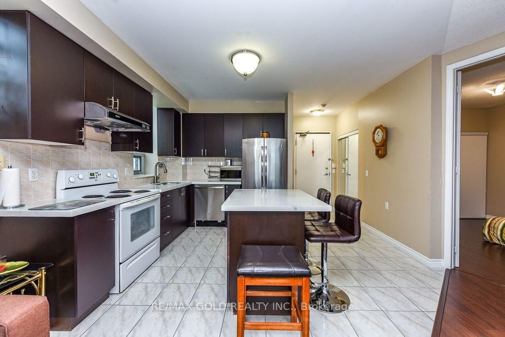 200 Burnhamthorpe Mississauga,ON L5A 4L4 — Photo 8