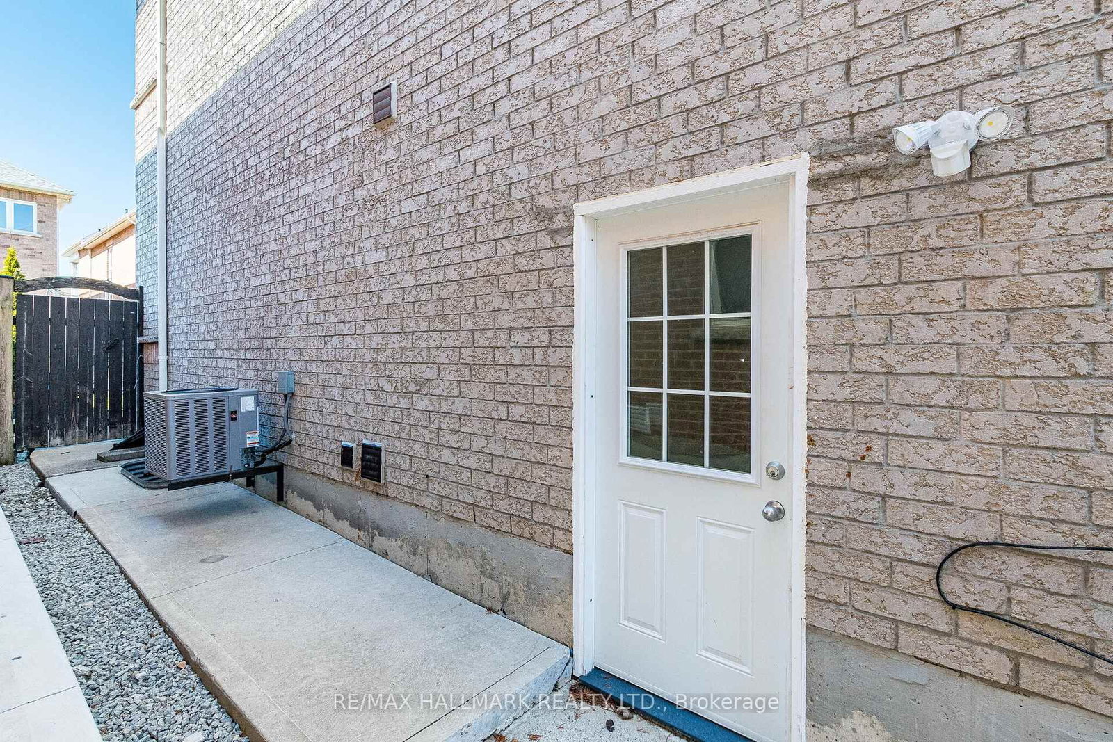 4 Callalily Road • Brampton, ON photo 49