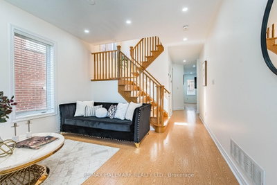 4 Callalily Road • Brampton, ON photo 5