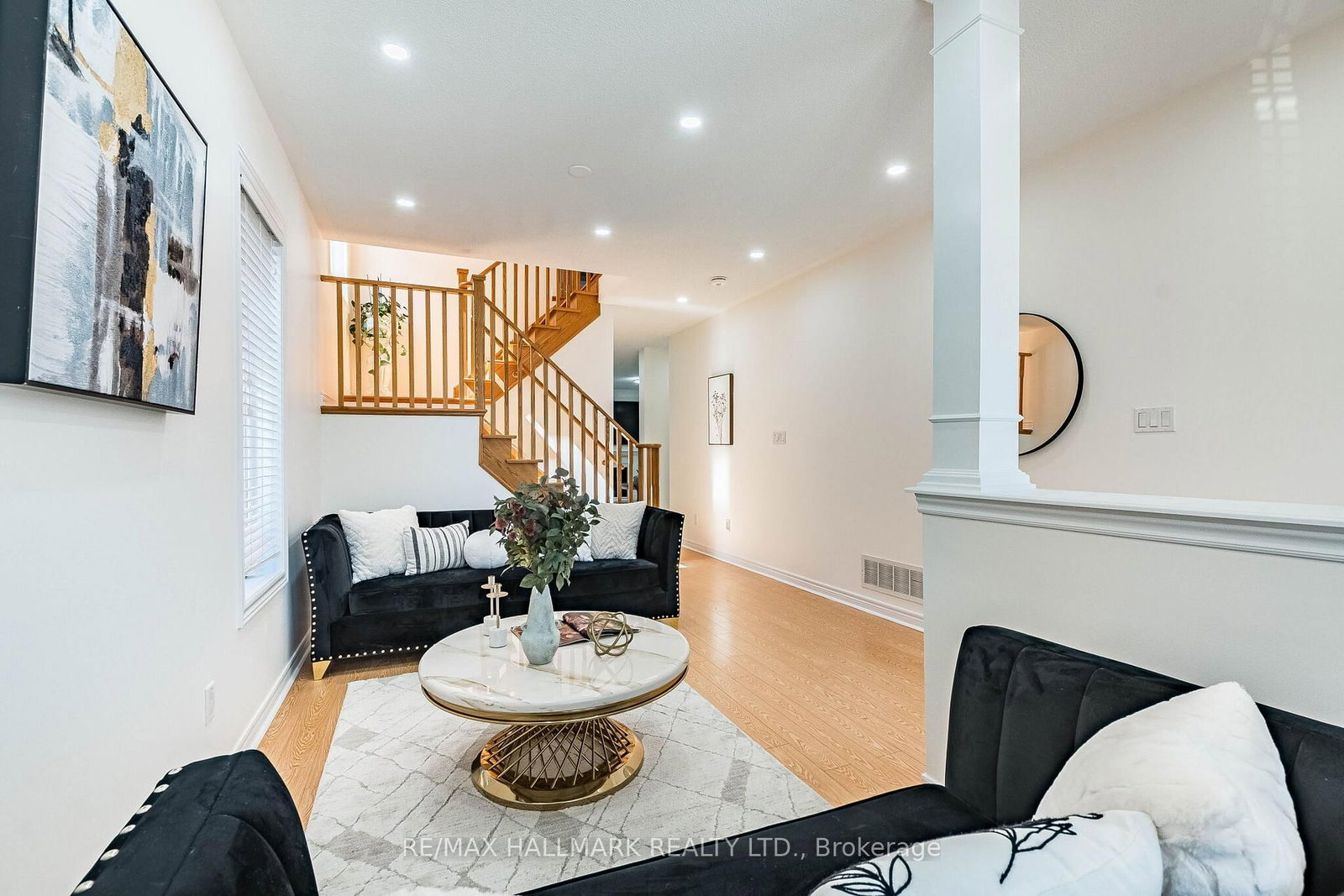 4 Callalily Road • Brampton, ON photo 8