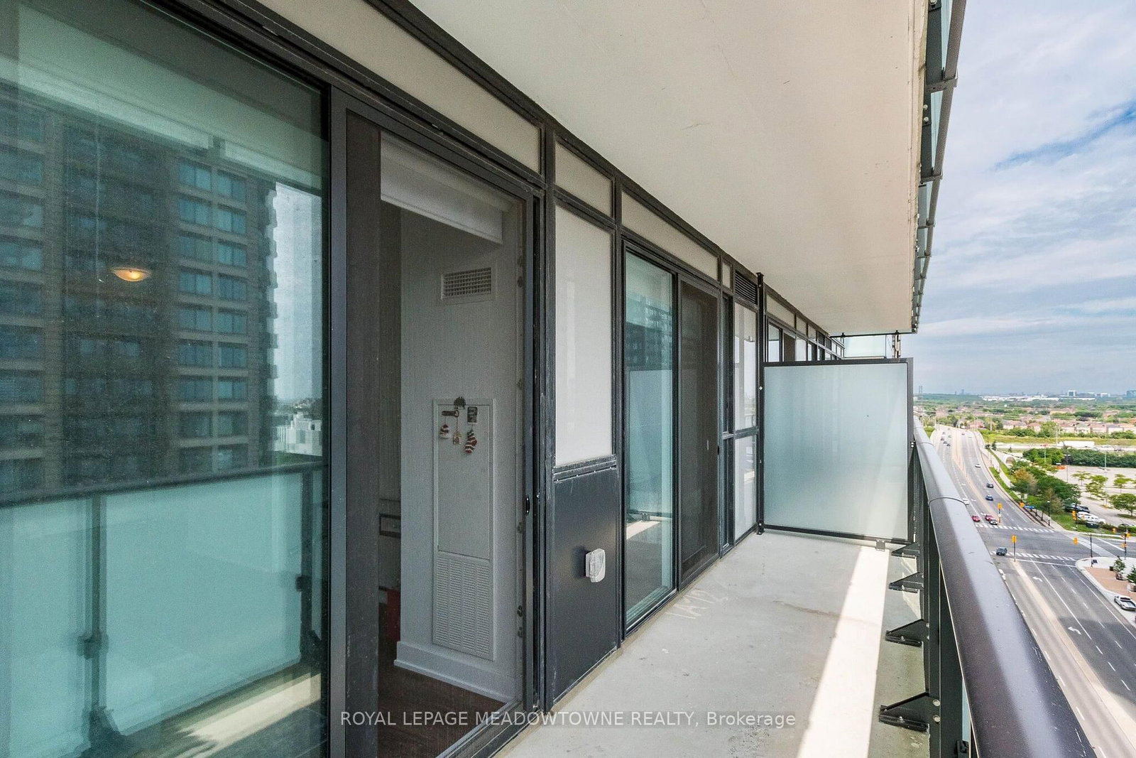 430 Square One Drive • #1202 • Mississauga, ON photo 21