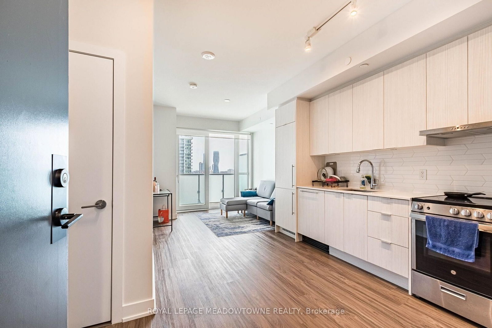 430 Square One Drive • #1202 • Mississauga, ON photo 4
