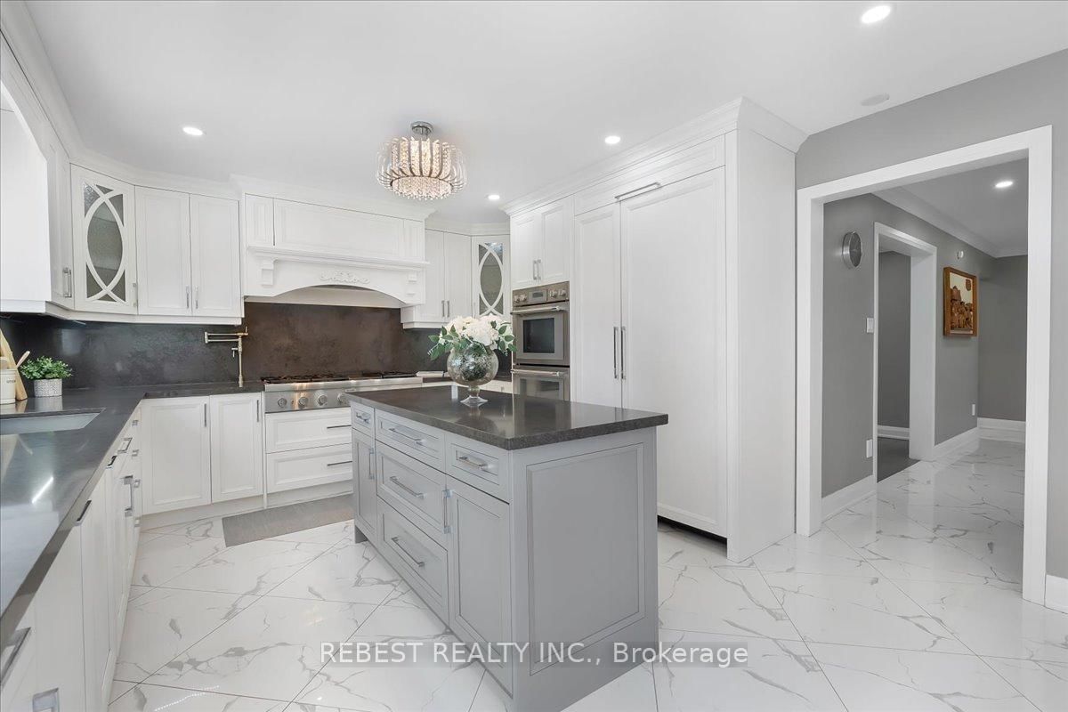 5090 Mississauga Road • Mississauga, ON photo 18