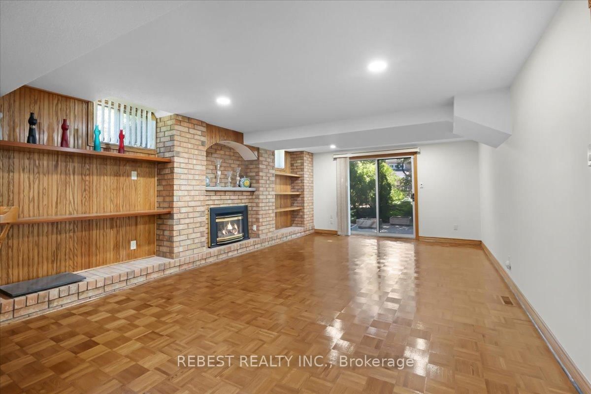 5090 Mississauga Road • Mississauga, ON photo 41