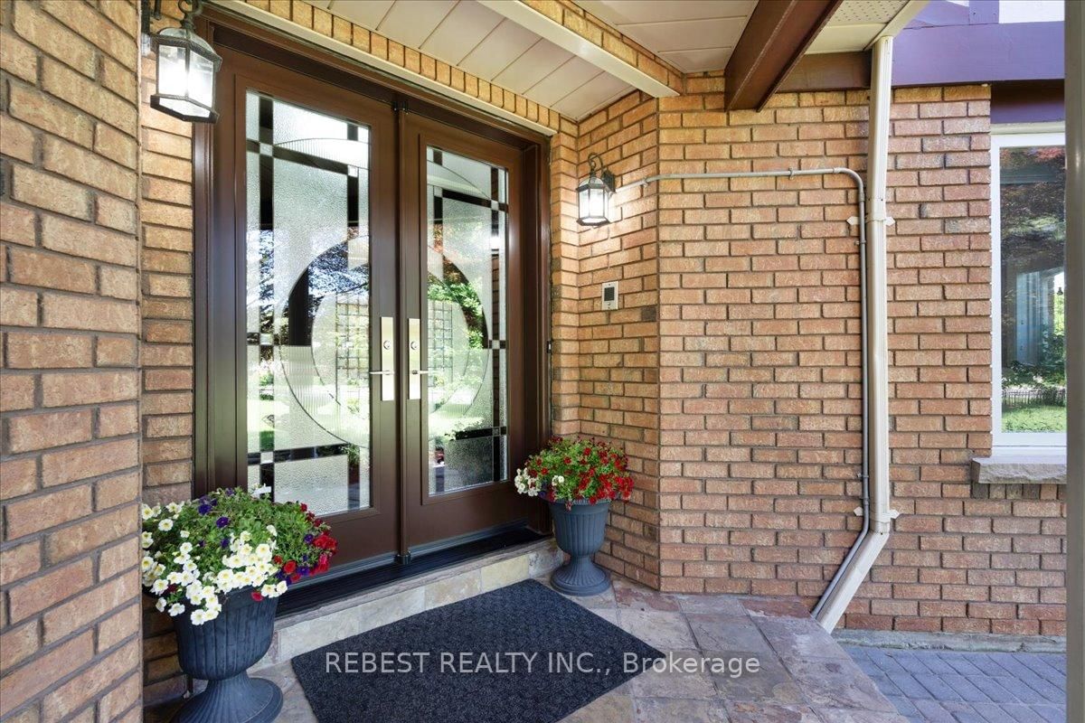 5090 Mississauga Road • Mississauga, ON photo 6