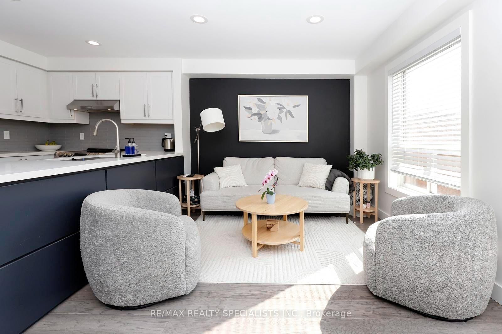 4434 Fairview Street • Burlington, ON photo 15