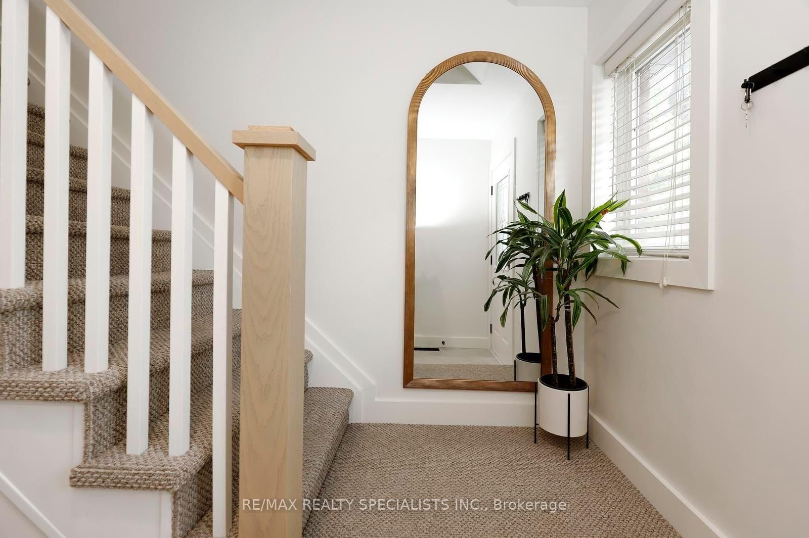 4434 Fairview Street • Burlington, ON photo 23