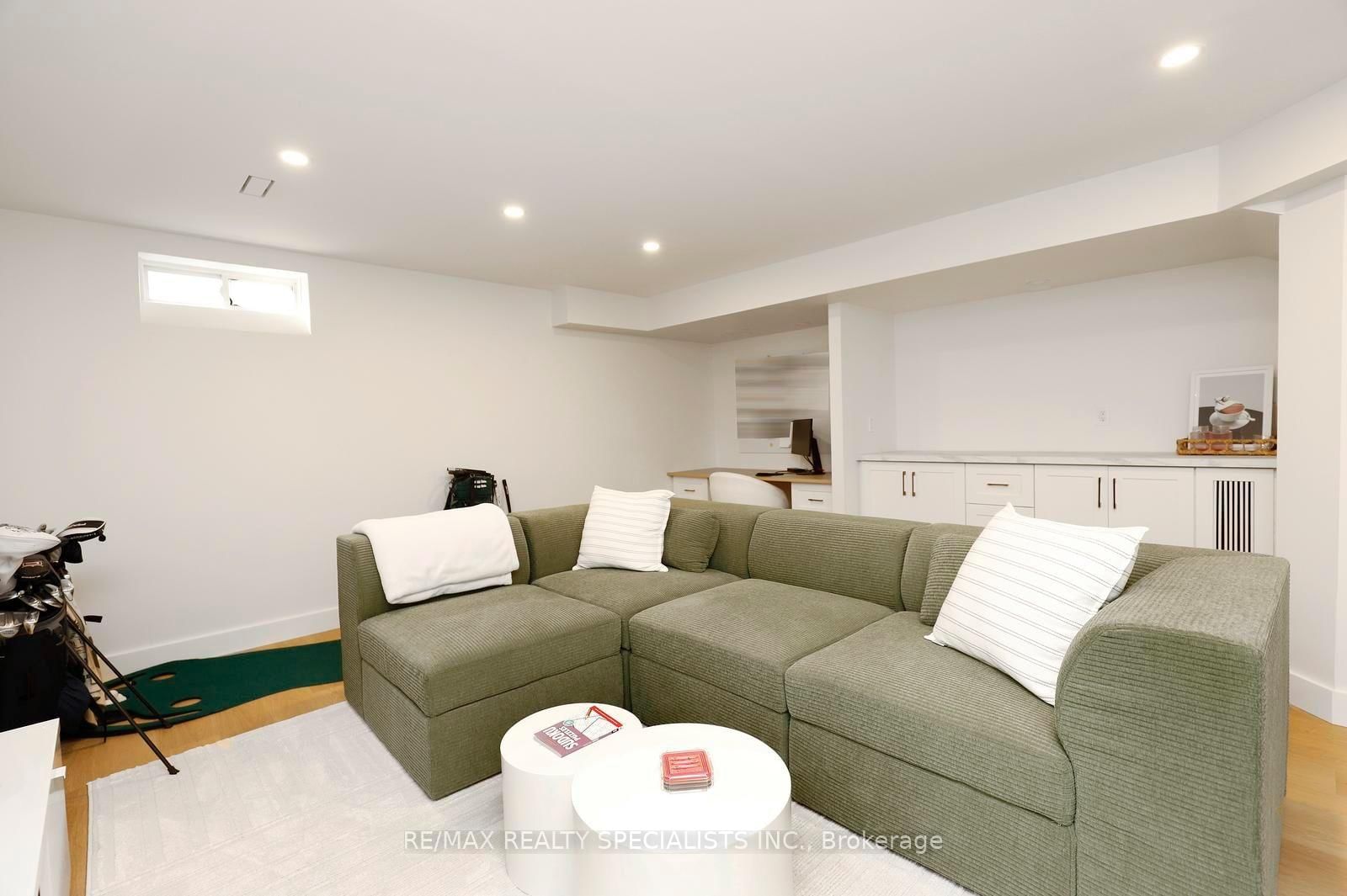 4434 Fairview Street • Burlington, ON photo 34