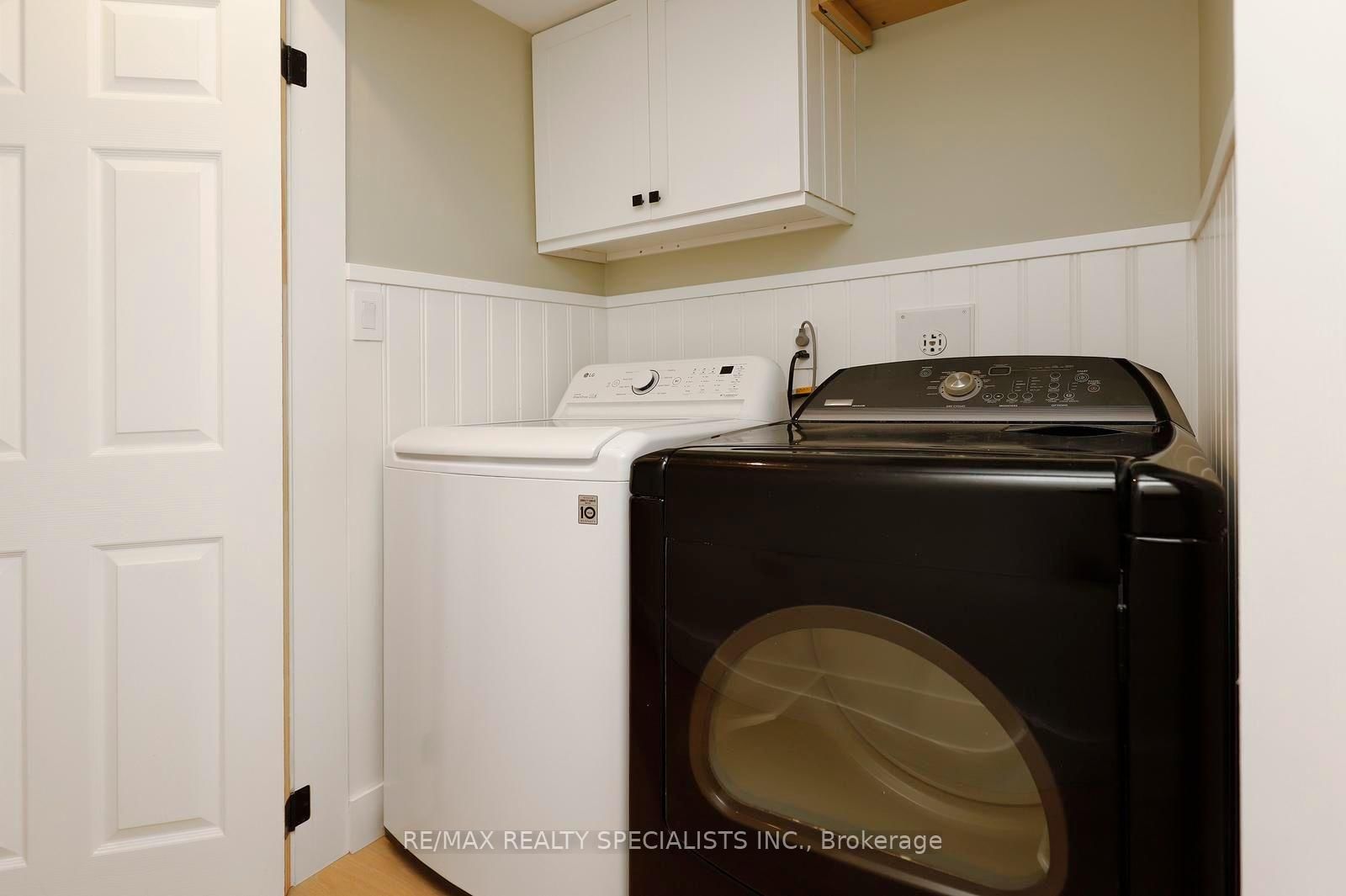 4434 Fairview Street • Burlington, ON photo 39