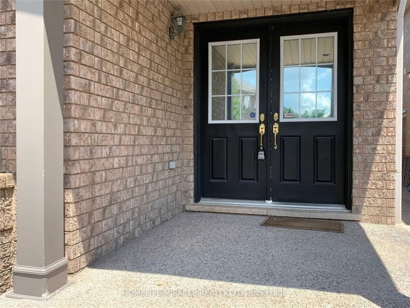 1509 Marshall Crescent