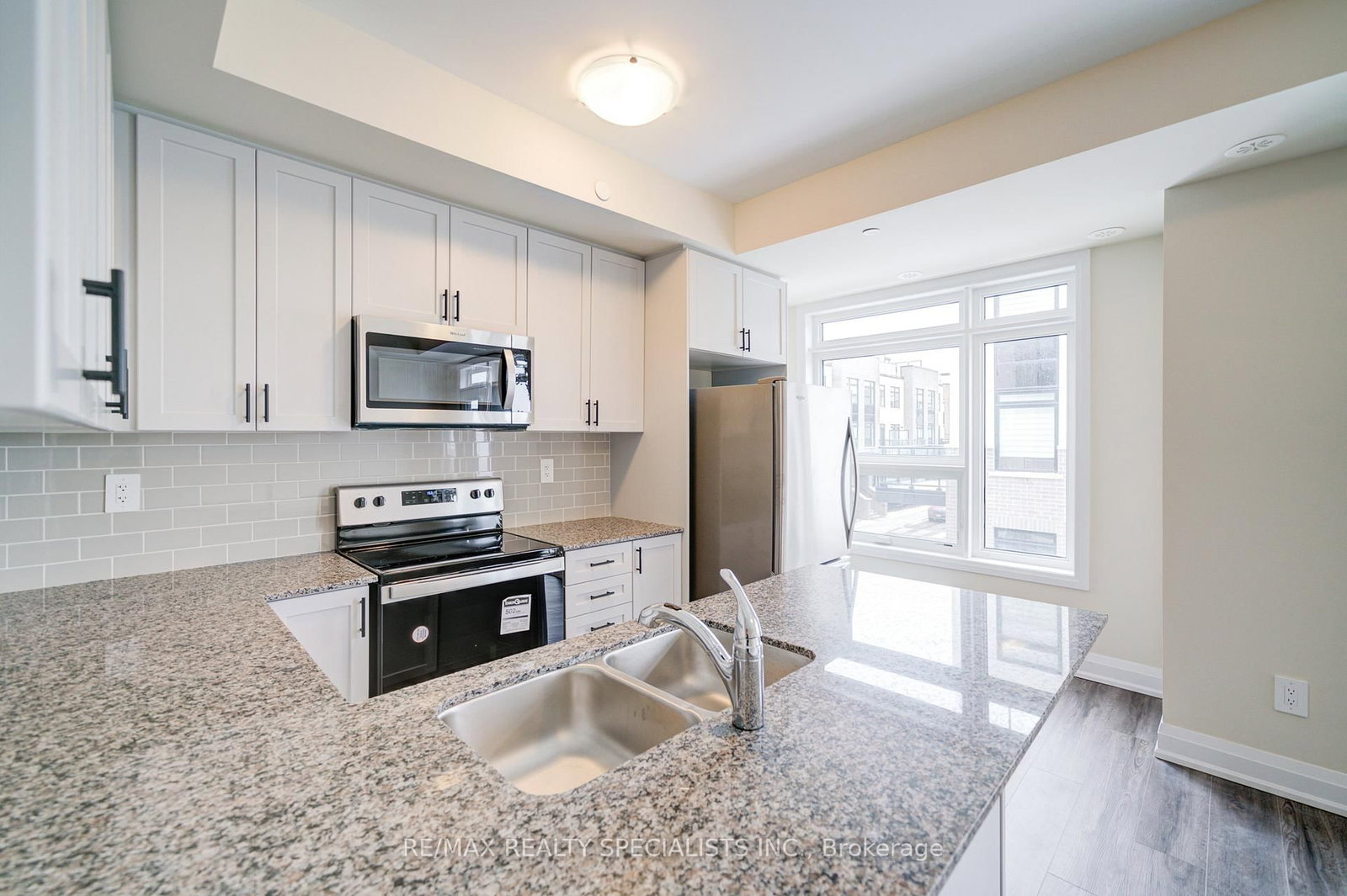 1573 Rose Milton,ON L9T 7E7 — Photo 14