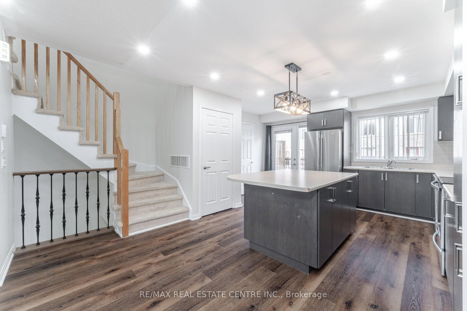 1 Beckenrose Court • #99 • Brampton, ON photo 12