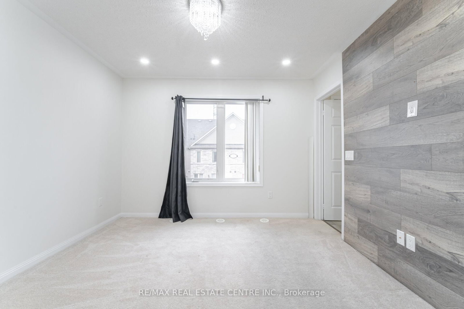 1 Beckenrose Court • #99 • Brampton, ON photo 21