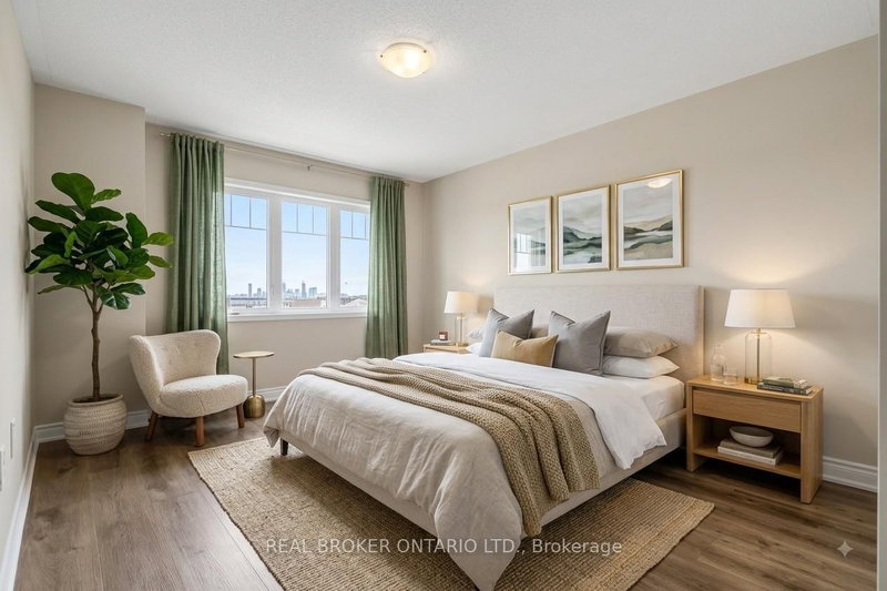3985 Eglinton Avenue W