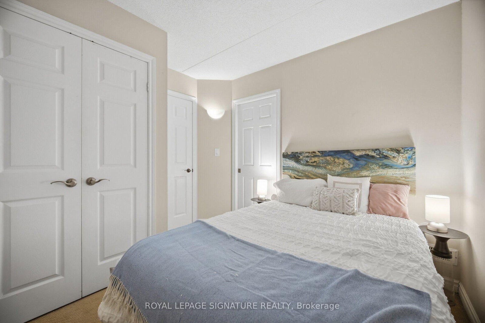 2020 Cleaver Avenue • #207 • Burlington, ON photo 24