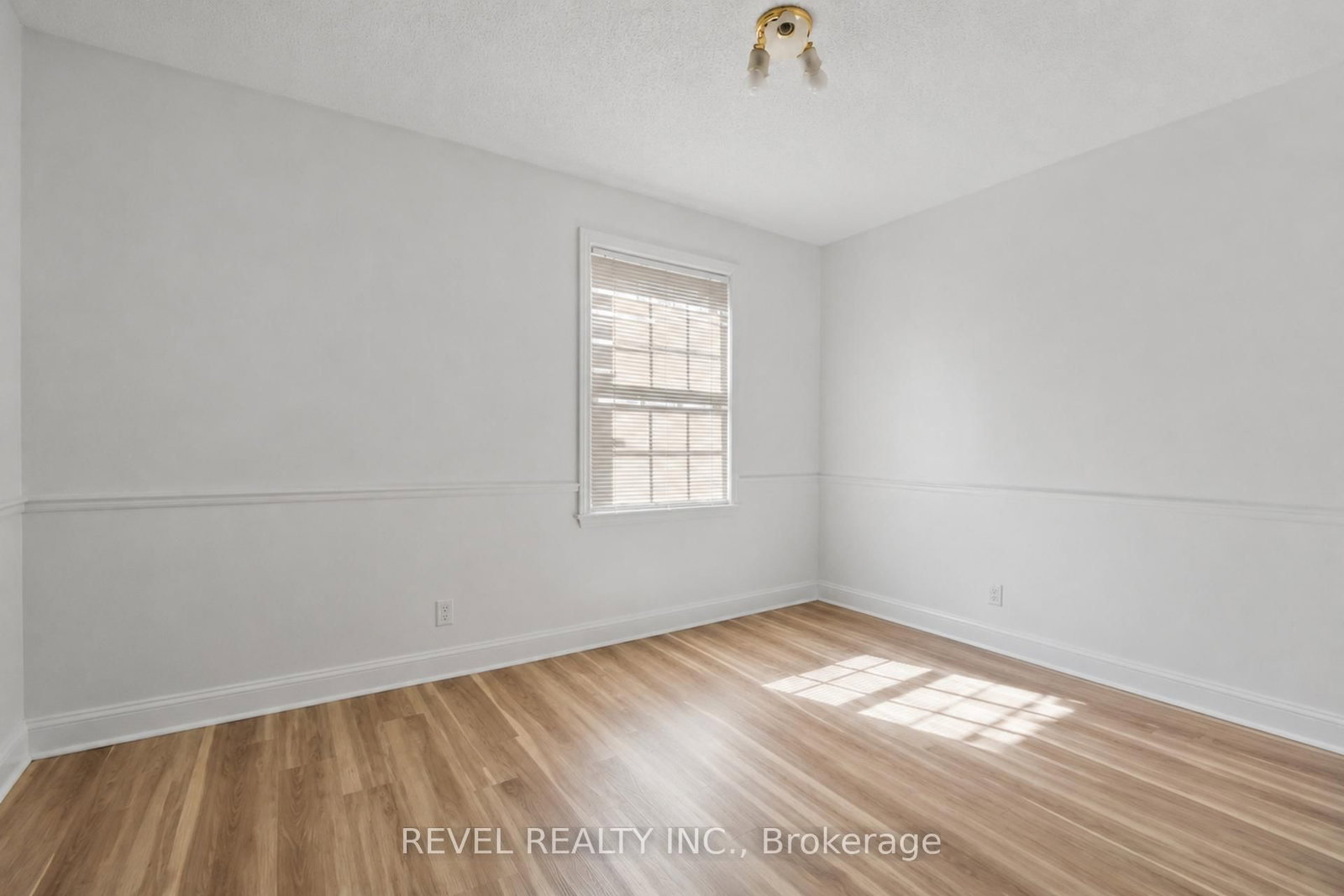 3524 Joan Drive • Mississauga, ON photo 10