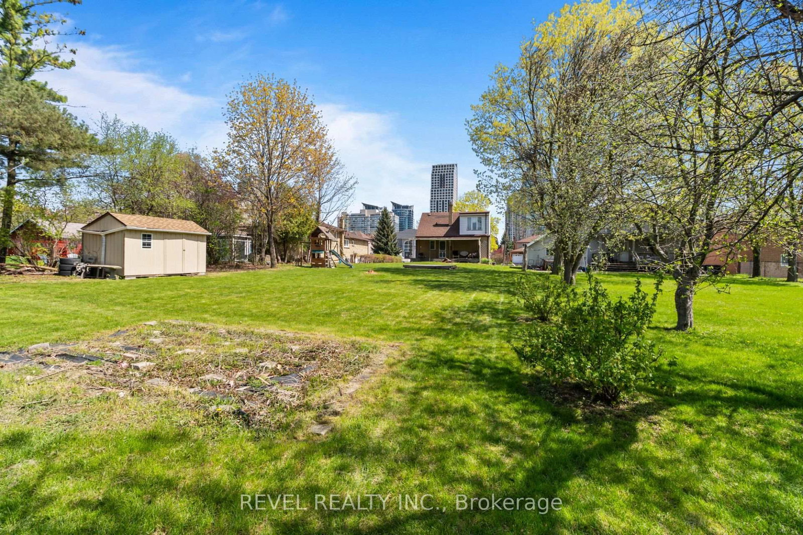 3524 Joan Drive • Mississauga, ON photo 18