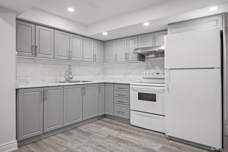 Bsmt - 206 Sunny Meadow Boulevard