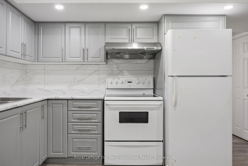 Bsmt - 206 Sunny Meadow Boulevard