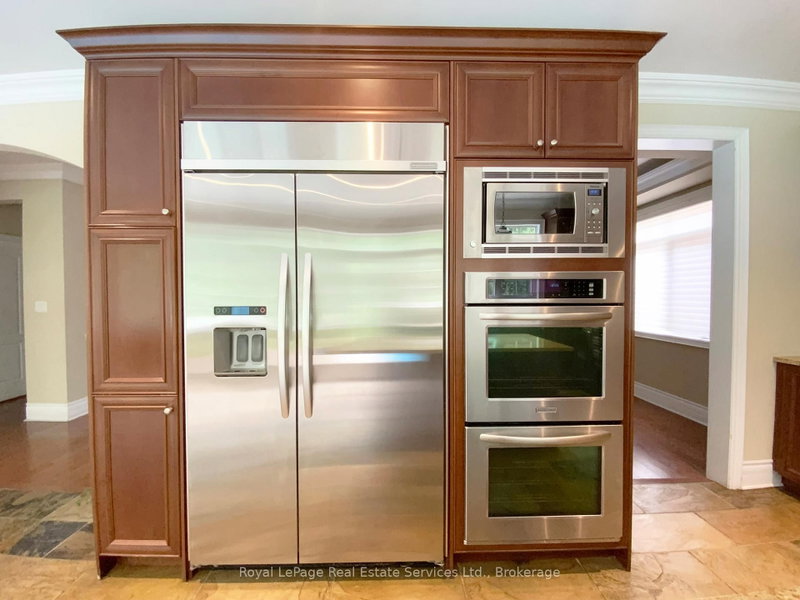 3385 Liptay Oakville,ON L6M 0M8 — Photo 17