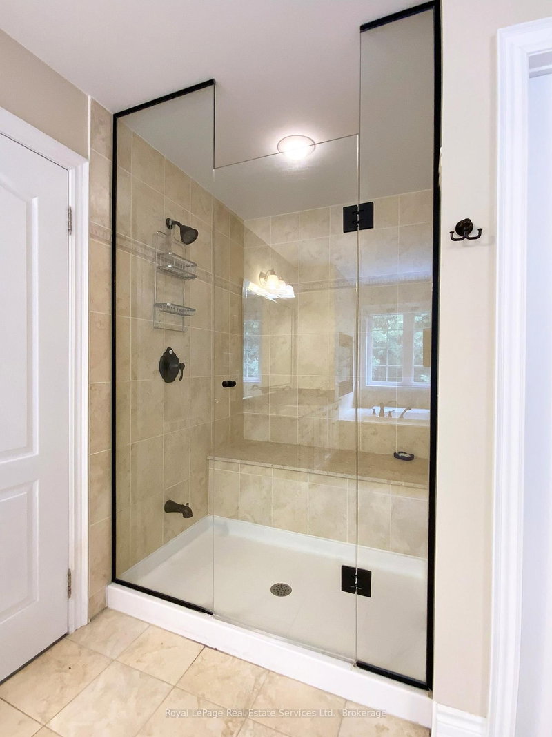 3385 Liptay Oakville,ON L6M 0M8 — Photo 25