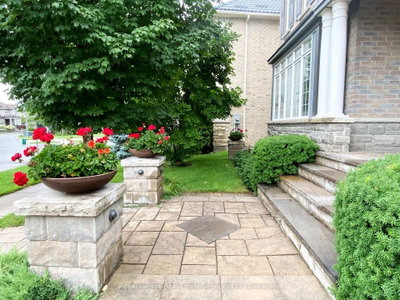 3385 Liptay Oakville,ON L6M 0M8 — Photo 3