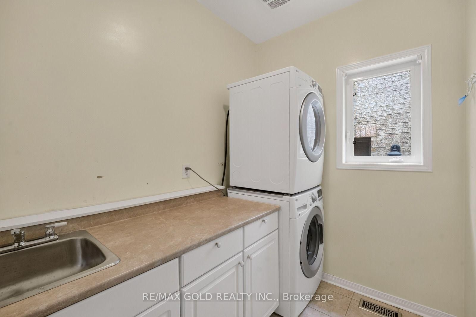 106 Meadowlark Drive • Halton Hills, ON photo 19