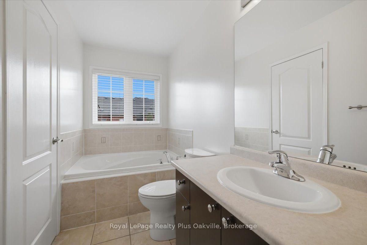 2146 Fiddlers Way • Oakville, ON photo 16