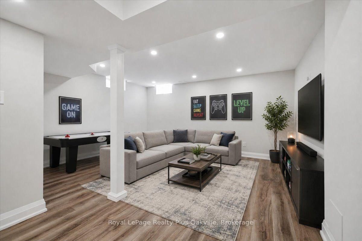 2146 Fiddlers Way • Oakville, ON photo 23