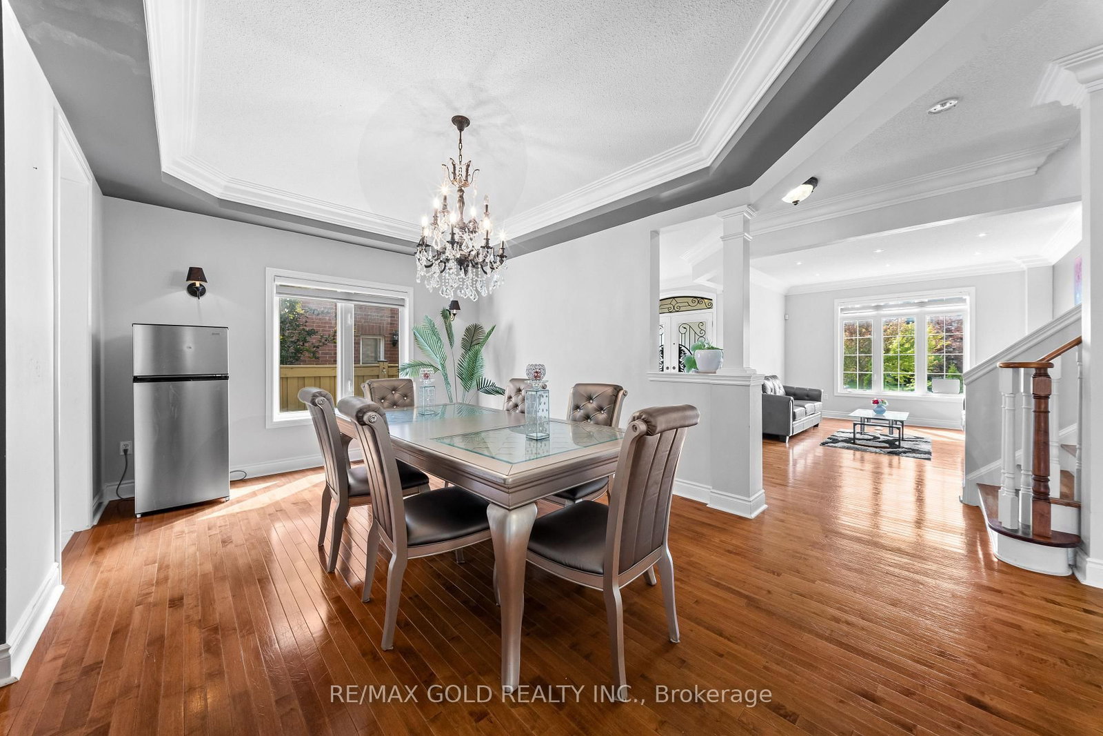 31 Fontainebleu Road • Brampton, ON photo 8