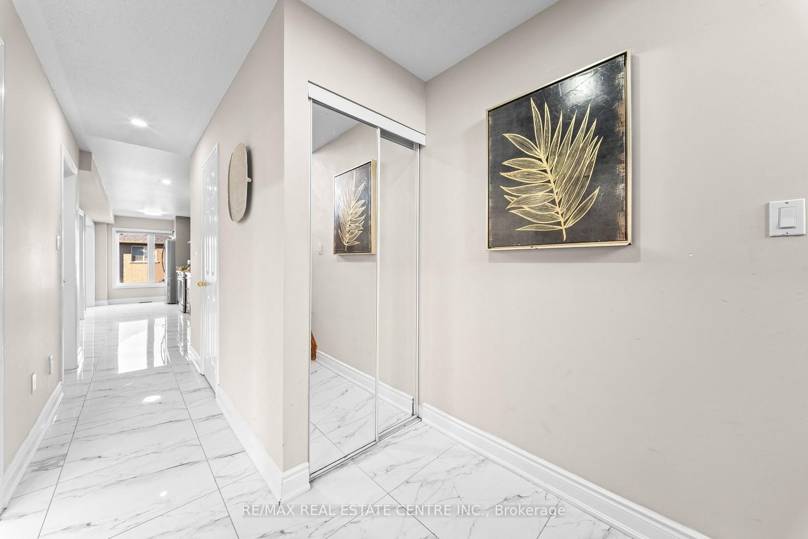 42 Domenico Crescent • Brampton, ON photo 6