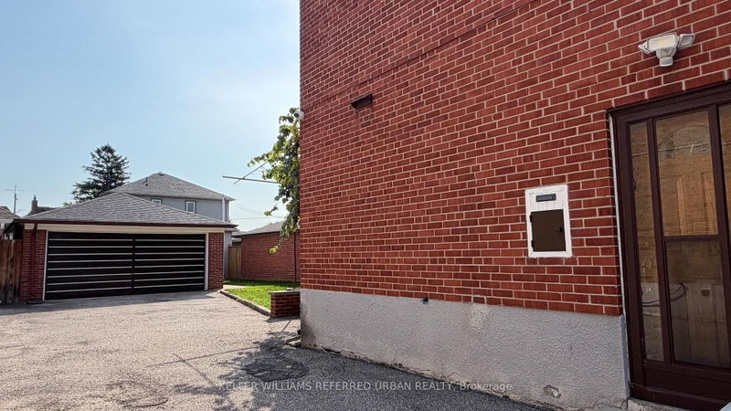 3 Duckworth Street