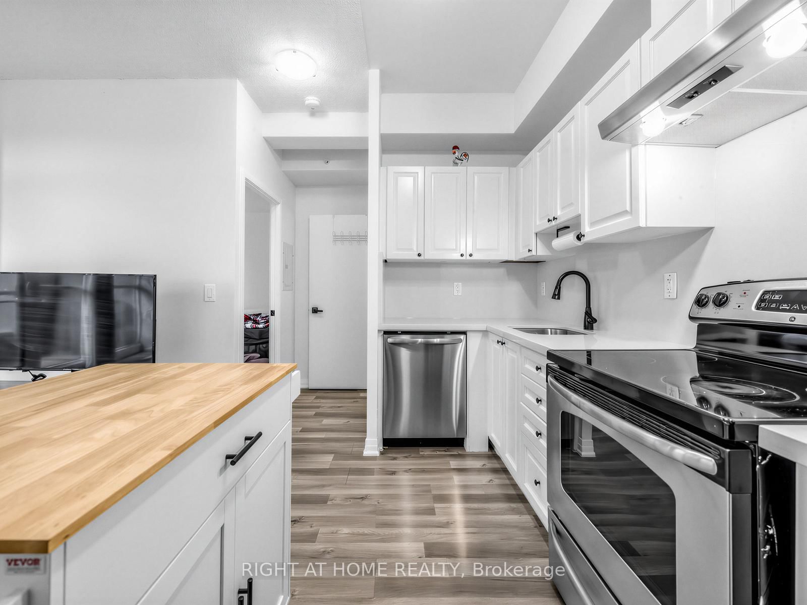 155 Legion Road N • #208 • Toronto, ON photo 12