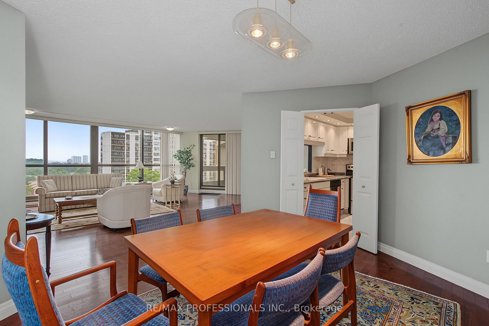 2010 Islington Avenue • #1004 • Toronto, ON photo 33