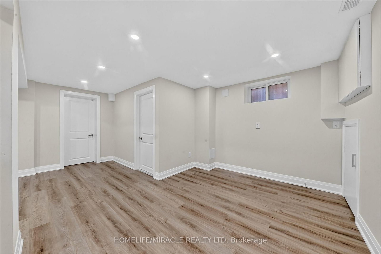 18 Elderfield Crescent • Toronto, ON photo 26
