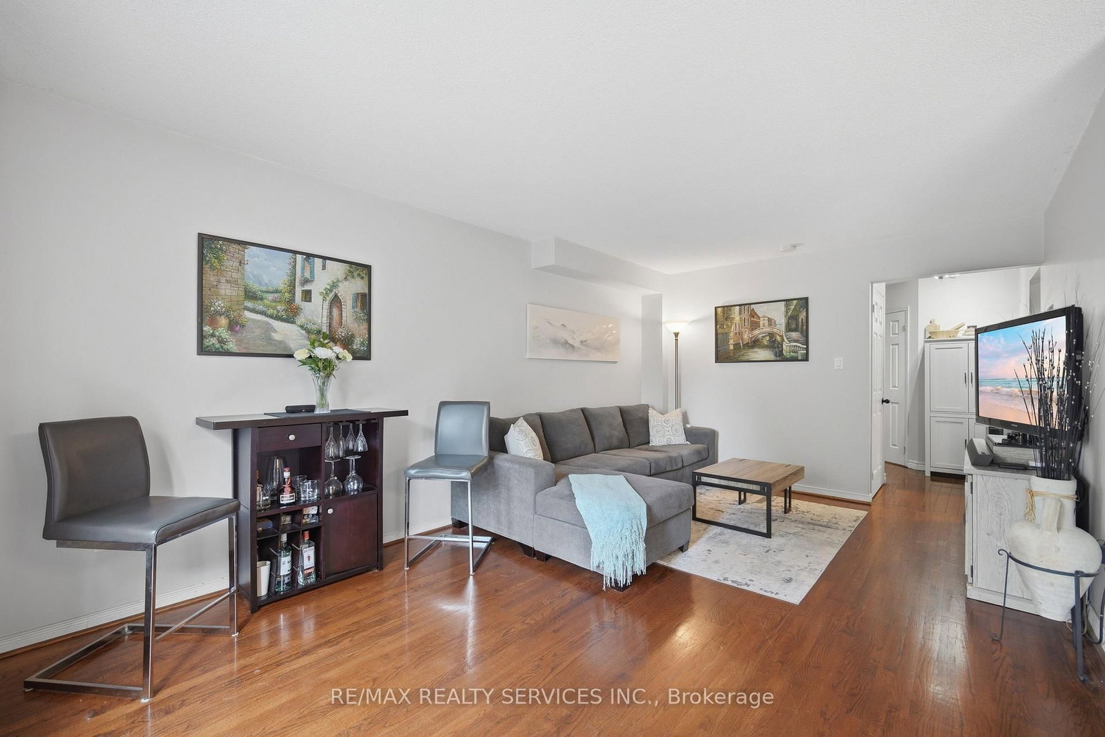 10 Valonia Drive • Brampton, ON photo 10