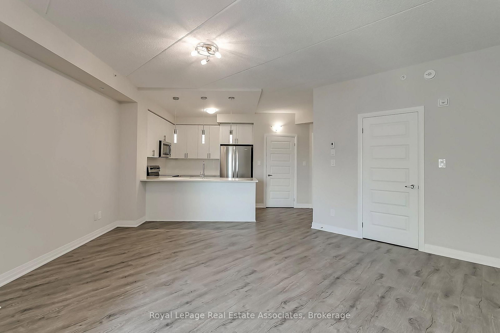 610 Farmstead Drive • #524 • Milton, ON photo 10