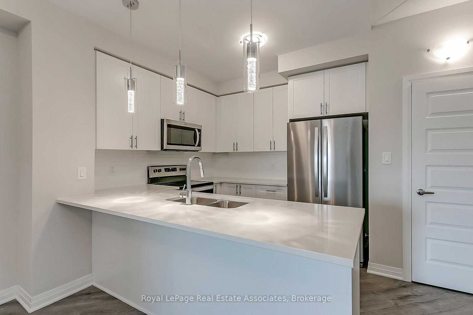 610 Farmstead Drive • #524 • Milton, ON photo 14