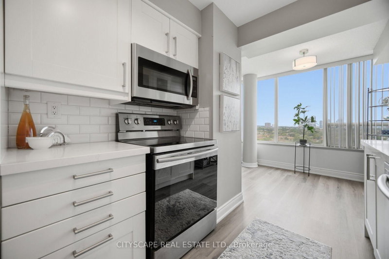 1105 - 700 Constellation Drive