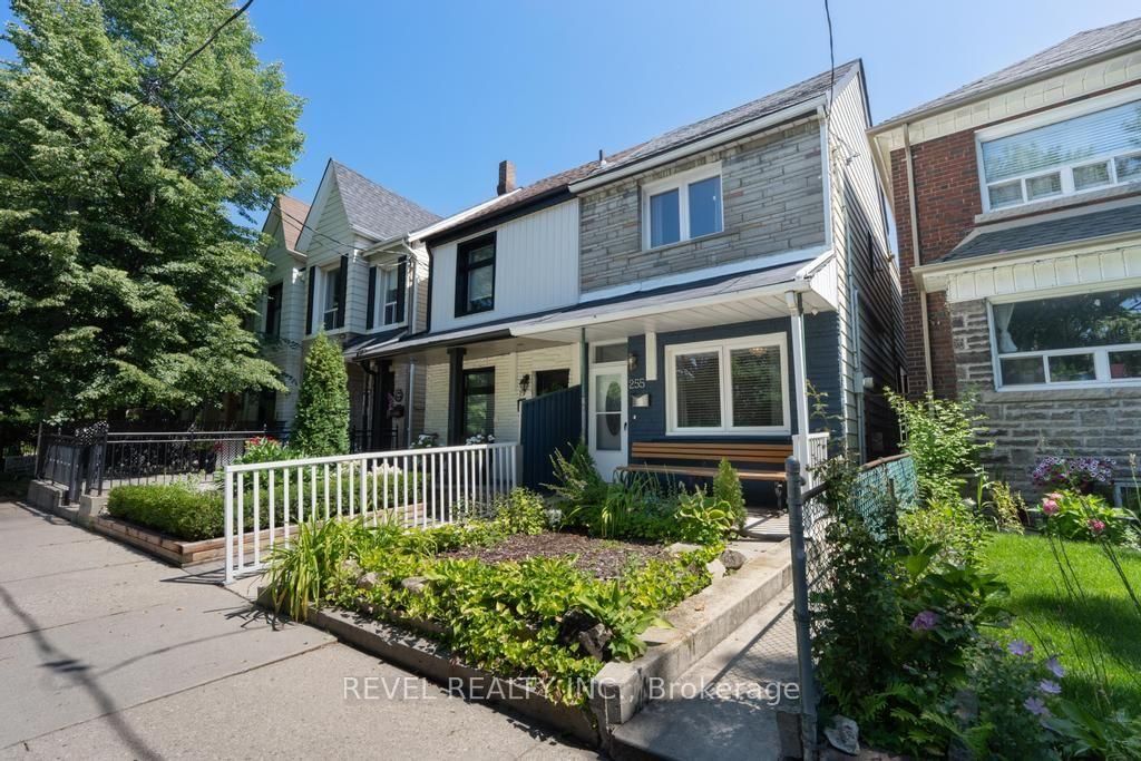 255 Franklin Avenue • Toronto, ON photo 1