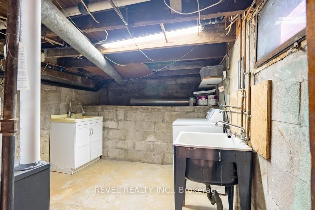 255 Franklin Avenue • Toronto, ON photo 37