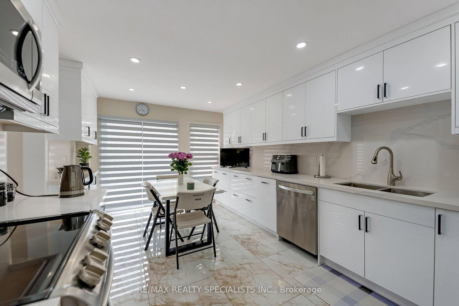 63 Blue Spruce Street • Brampton, ON photo 10