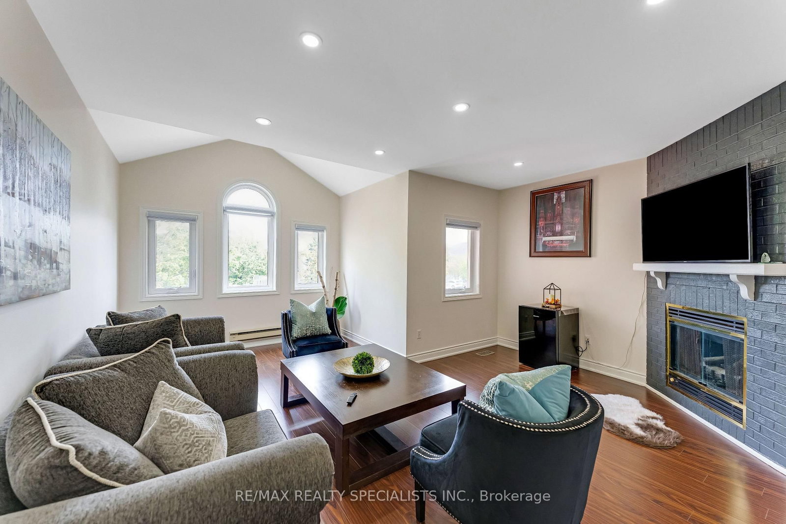 63 Blue Spruce Street • Brampton, ON photo 13