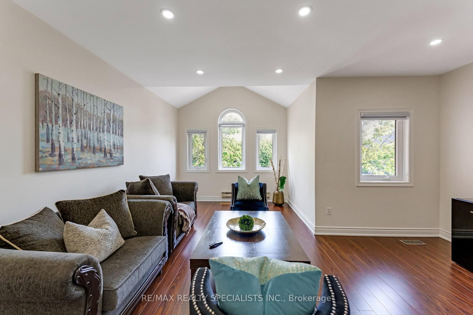 63 Blue Spruce Street • Brampton, ON photo 14