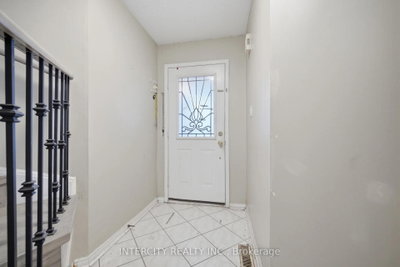42 Mosley Crescent • Brampton, ON photo 5