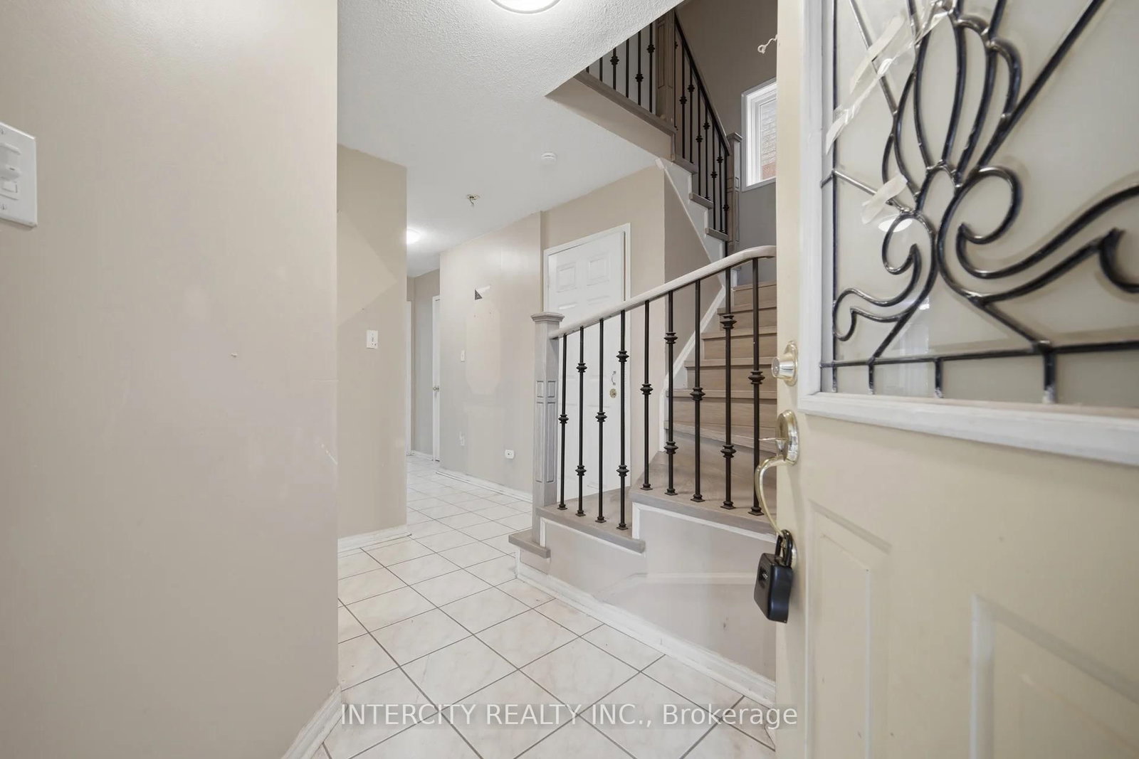 42 Mosley Crescent • Brampton, ON photo 6
